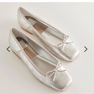 Like new  dolce vita Anisa ballet flats